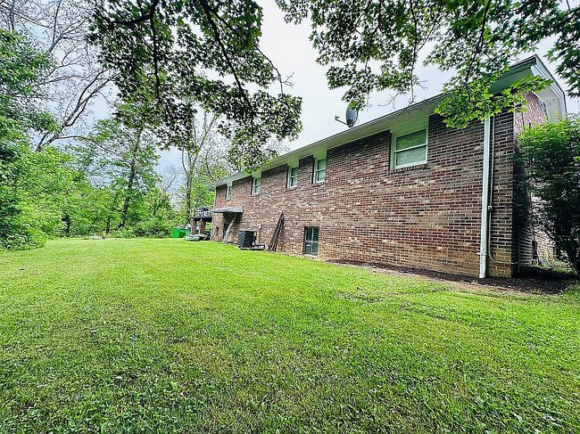 Additional photo 4 of property located at 290 Sinking Creek Rd