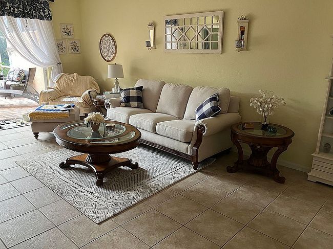 Image of 14194 Fall Creek Ct