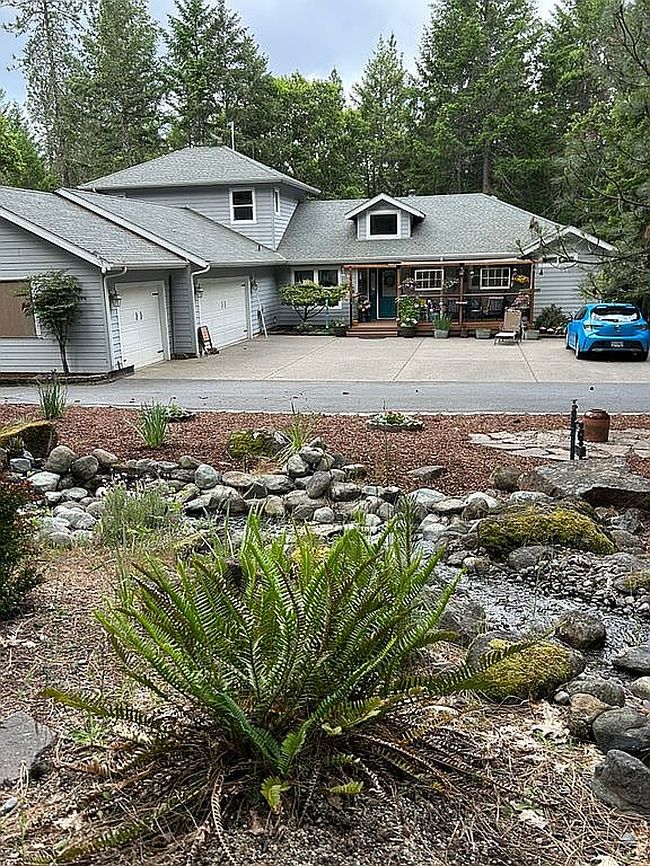 Image of 341 Thornridge Ln