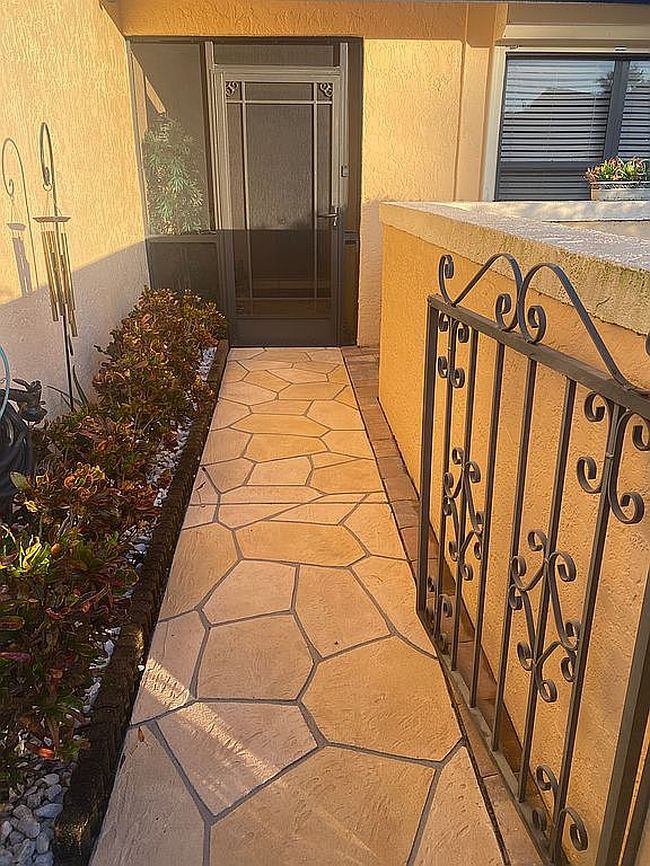 Photo of 5323 Concord Way #6, Fort Myers, FL