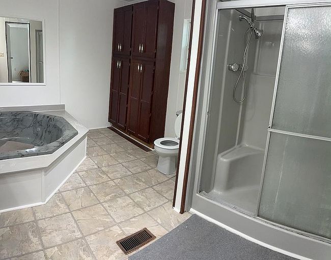 Photo of 127 Victoria Ln, Eatonton, GA