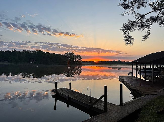 Photo of 405 Triple South Dr, Mount Vernon, TX