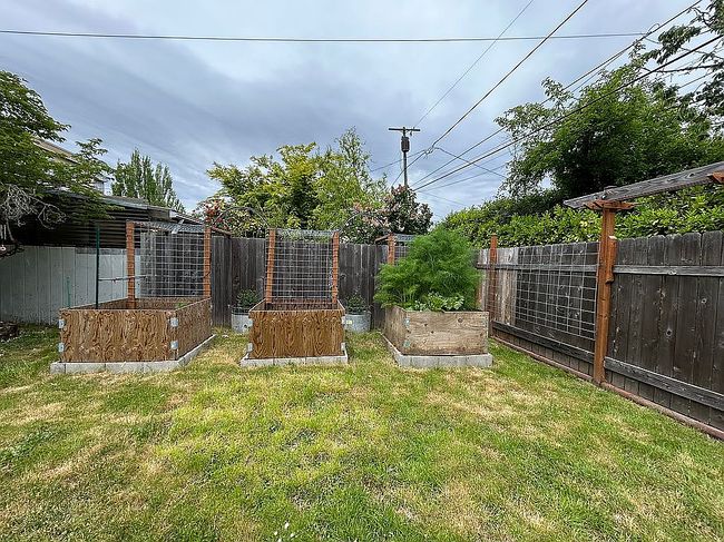 Photo of 835 Academy St Ne, Salem, OR