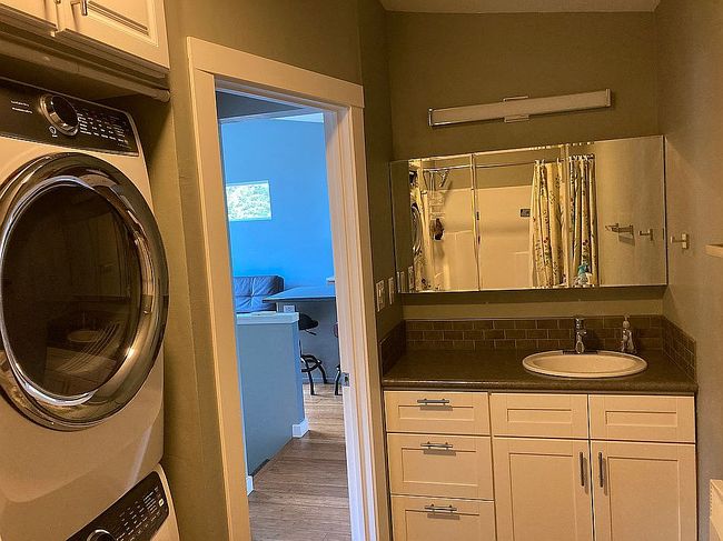 Image of 3710 Amalga St