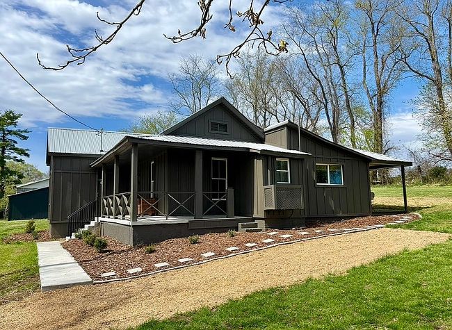 Image of 331 Magnolia Dr