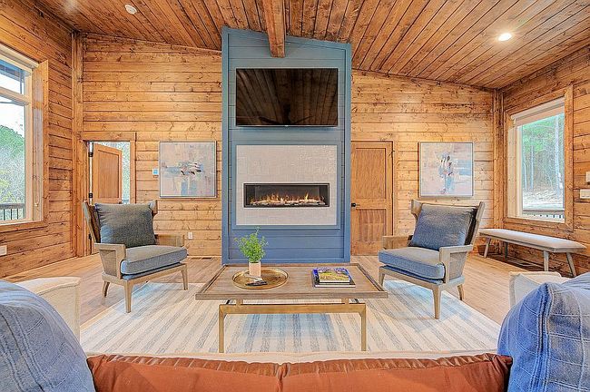 Additional photo 1 of property located at 65 Delilah Daze Ln