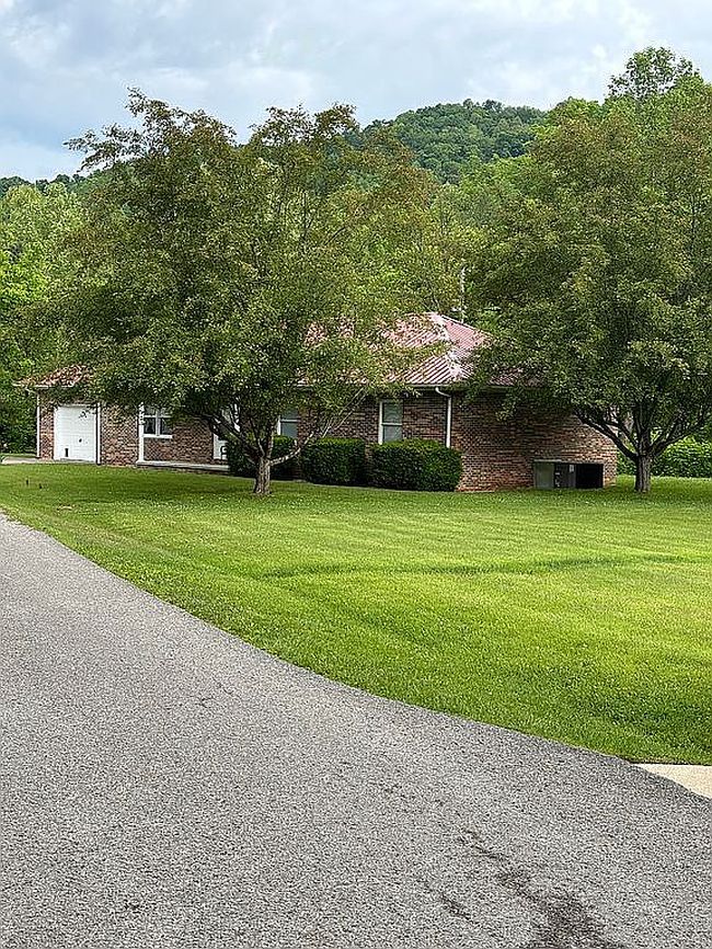 Preview of property located at 184 Tracey St