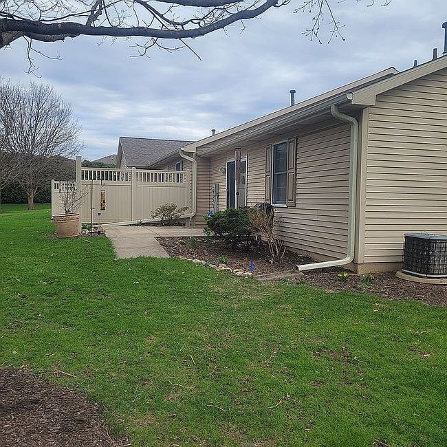 Image of 1488 Hampton Cir