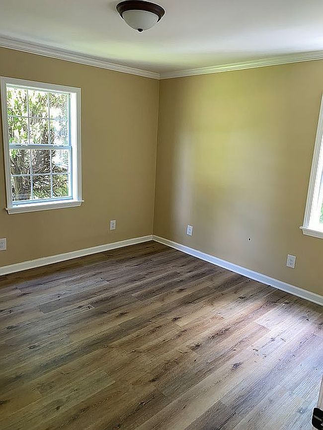 Additional photo 2 of property located at 107 Springfield School Rd