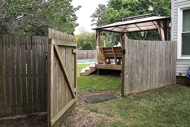 Image of 832 Doe Run Dr