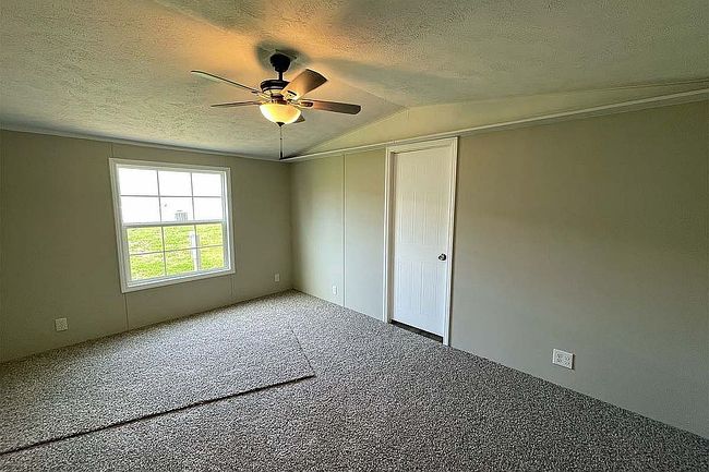 Photo of 118 Brookfield Dr, Clinton, TN