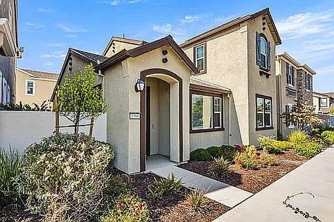 Photo of 1588 Parkside Way, Roseville, CA