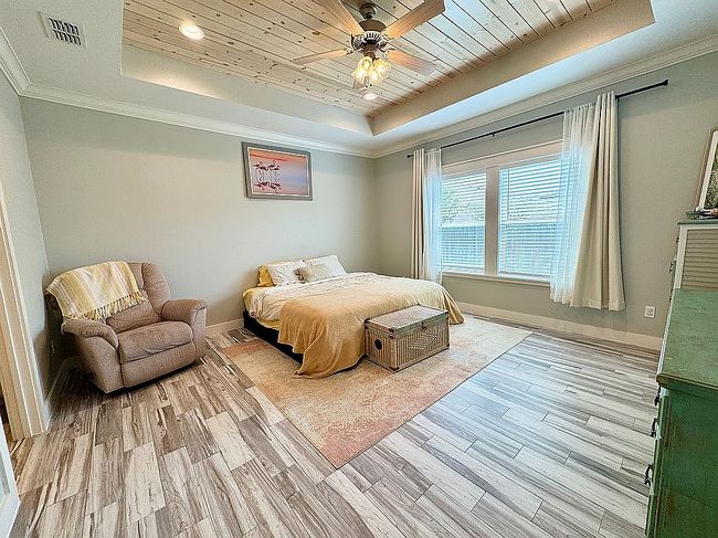 Image of 15438 Escapade St