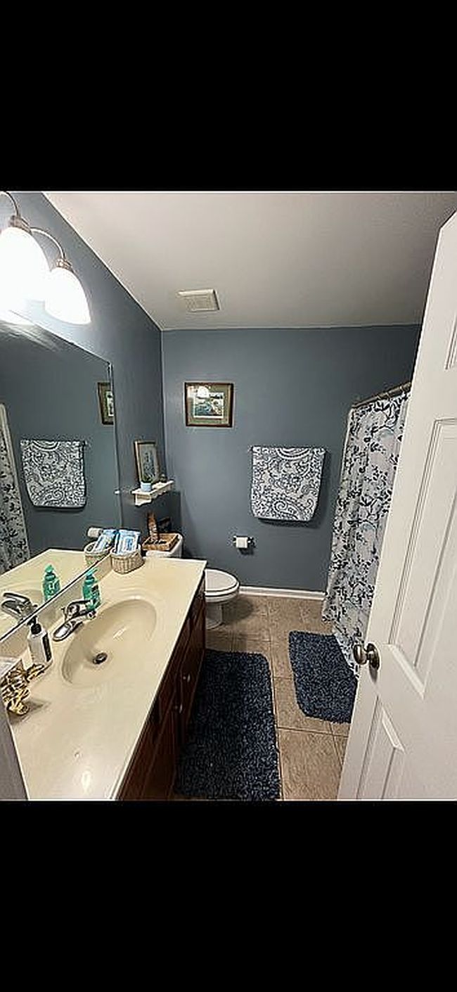 Photo of 695 Flintrock Dr, Boiling Springs, SC