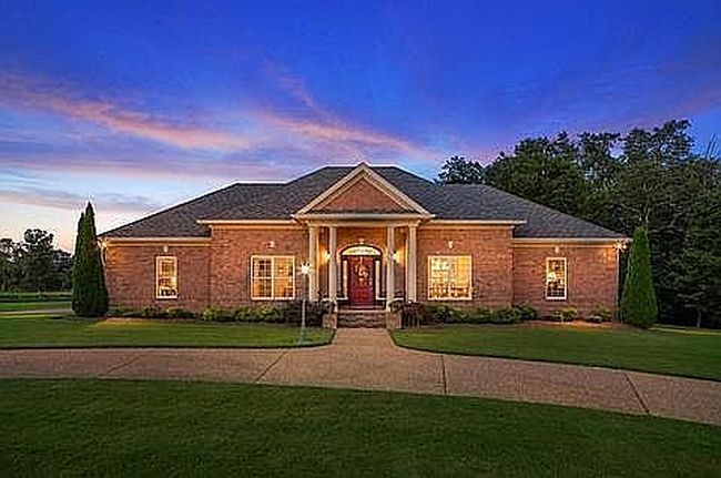 Photo of 2049 Liebengood Rd, Goodlettsville, TN