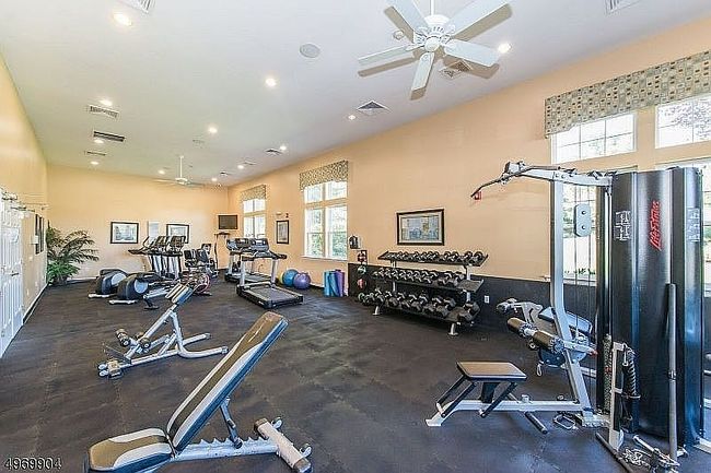 Image of 4408 Ramapo Ct #Penthouse