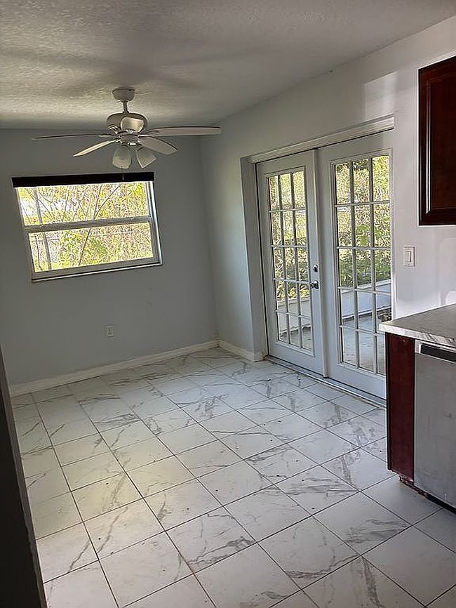 Image of 6101 Edgewater Ter