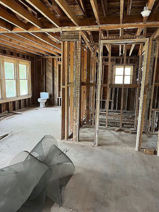 Image of 1718 Huff St