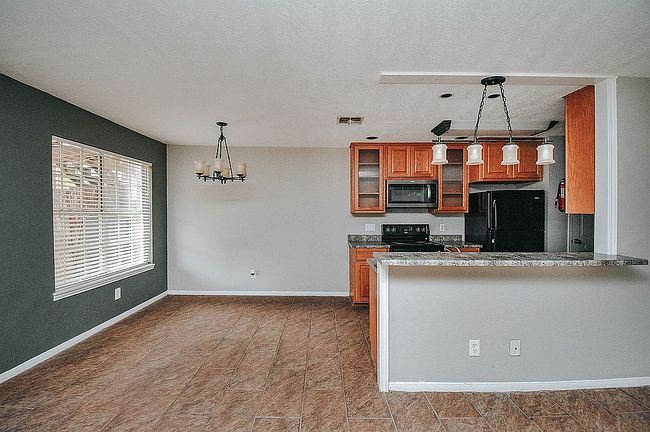 Photo of 101 Sherwood Dr Apt A, Victoria, TX