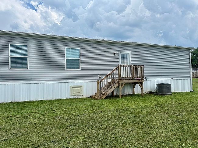 Photo of 2000 Paisley Dr, Haw River, NC