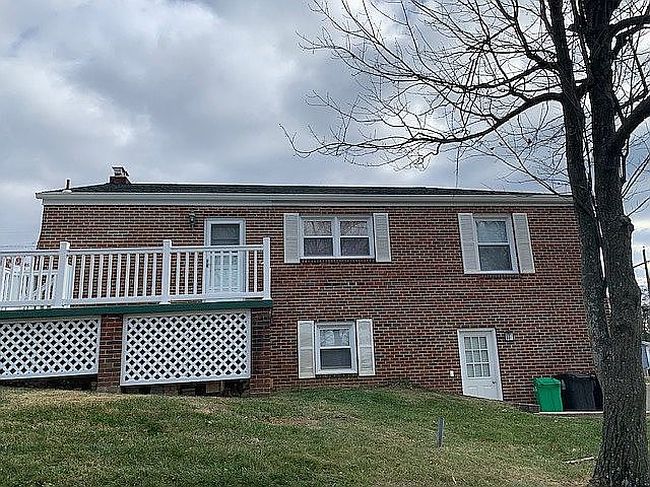 Image of 6700 Oakland Ave