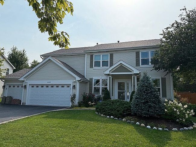 Photo of 2230 Monument Ct, Gurnee, IL