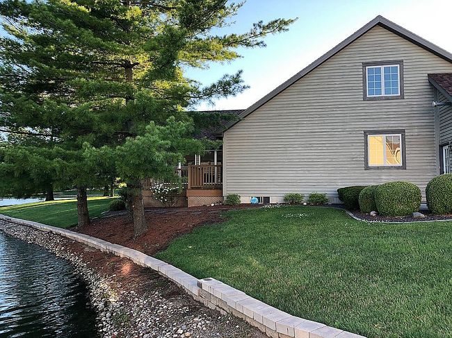 Photo of 514 W Coolidge Ave, Charleston, IL