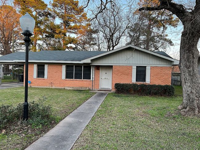 Image of 121 Kaffie Dr