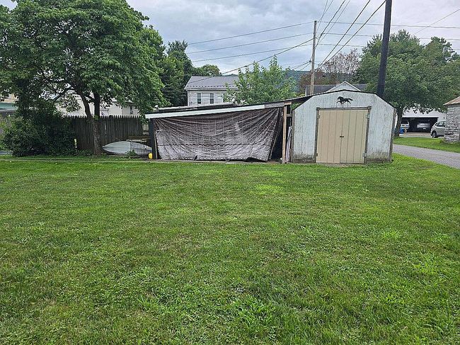 Photo of 408 Market St, Newport, PA