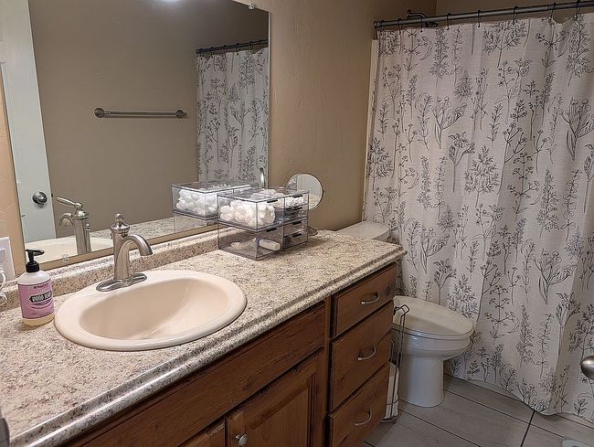 Image of 137 Nield Ave #B