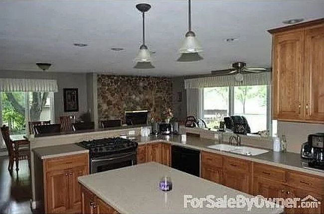 Photo of 111 Ivy Ln