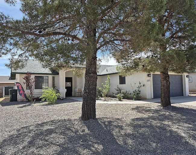 Image of 3694 N Irving St