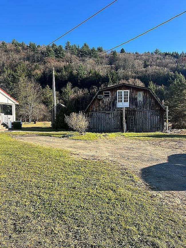 Image of 108 Michaels Dr