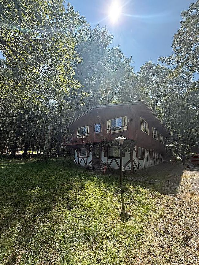 Photo of 177 Davos Rd, Woodridge, NY