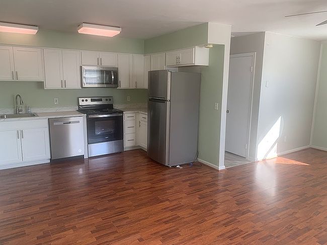 Image of 219 57th St