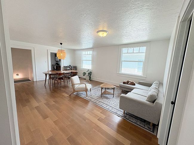 Additional photo 3 of property located at 315 S 6th Ave