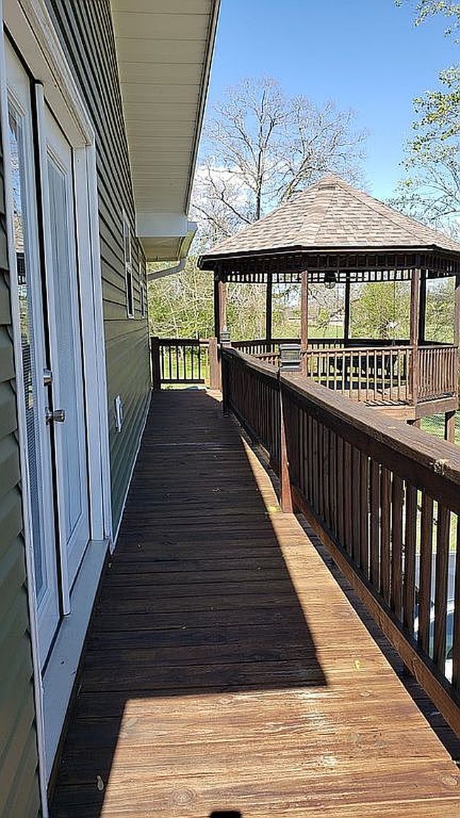 Photo of 155 Verdun Rd, Oneida, TN