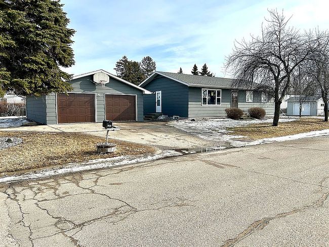 Image of 920 Walsh St