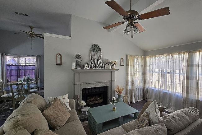 Image of 1444 Winchester Dr