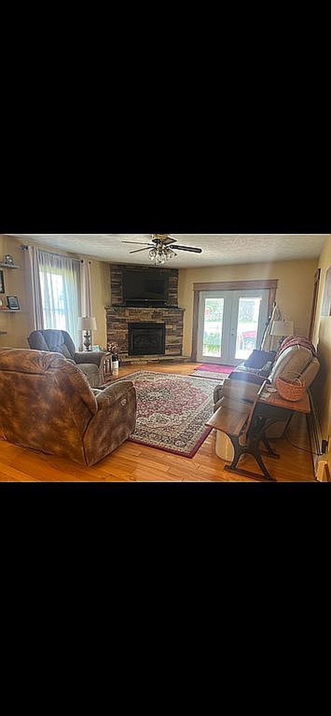 Photo of 213 Forest Ave, Seaman, OH