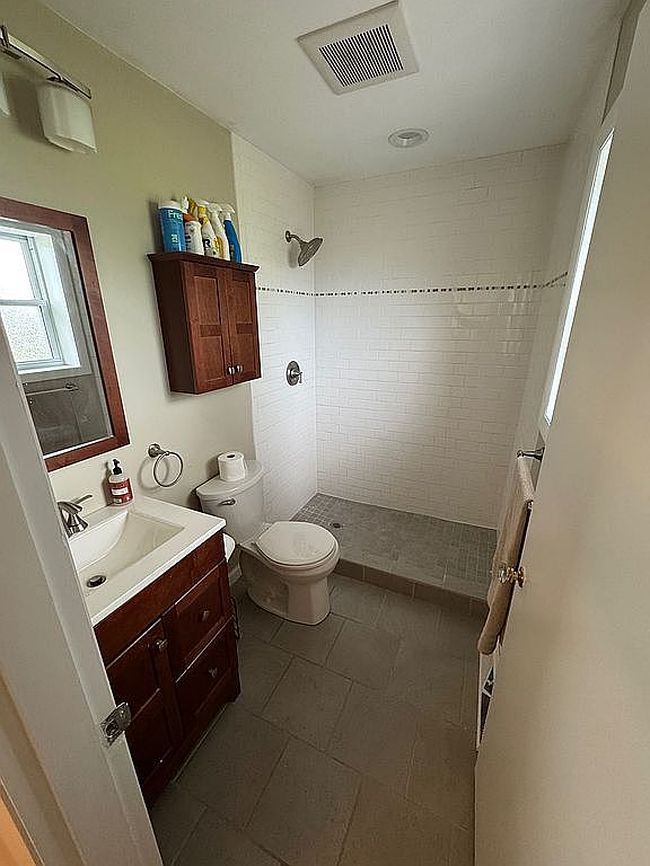 Image of 3006 Catherine Dr