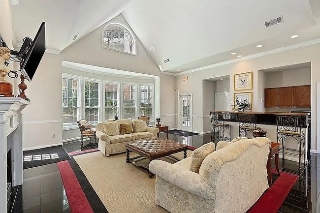 Image of 3636 Habersham Rd Nw Apt 2207