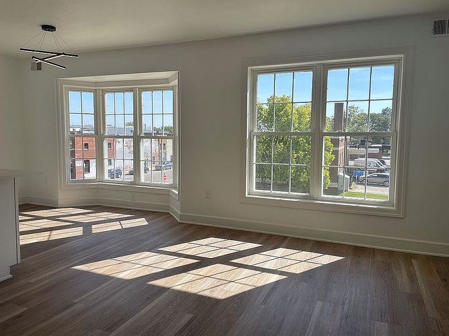 Photo of 209 W Jefferson St #17, Winterset, IA