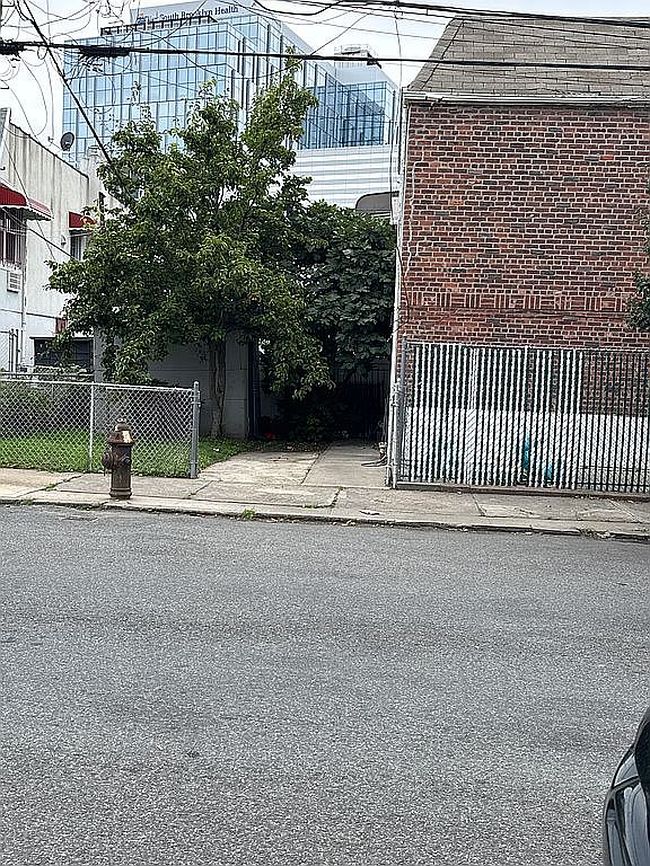 Photo of 838 Avenue Z, Brooklyn, NY