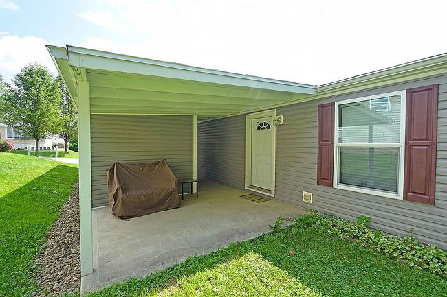 Photo of 130 Sheffield Dr, Delmont, PA
