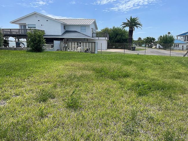 Photo of 151 Donna Ln, Rockport, TX