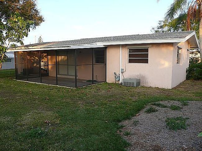 Image of 751 Se Solaz Ave