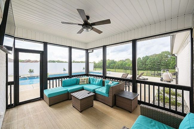 Photo of 647 Connor Ln, Lexington, TN