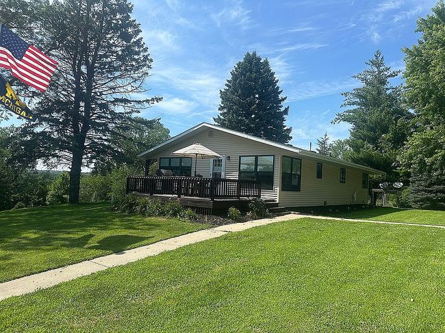 Photo of 1176 Barker Ave, Sioux City, IA