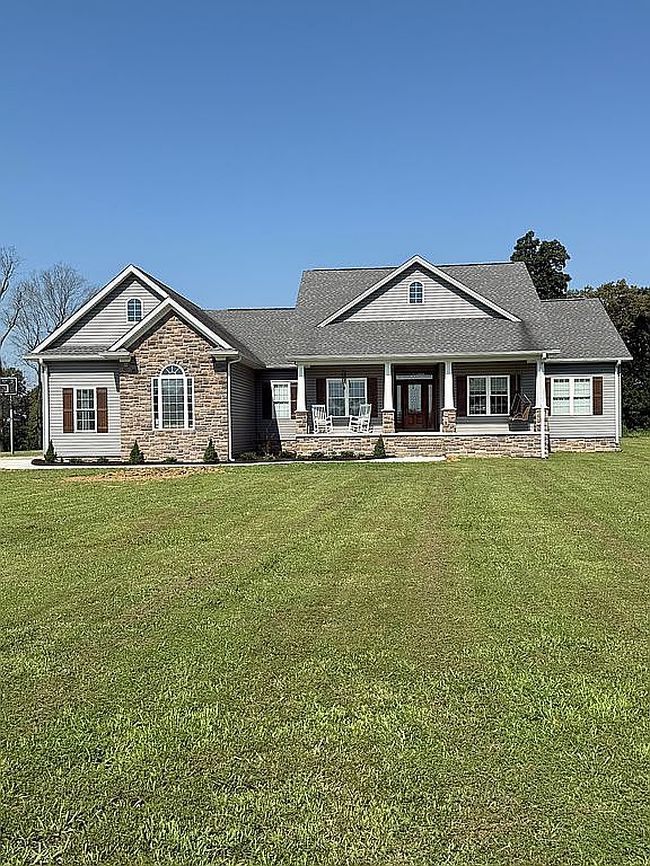 Photo of 2497 Lowes Rd, Cunningham, KY